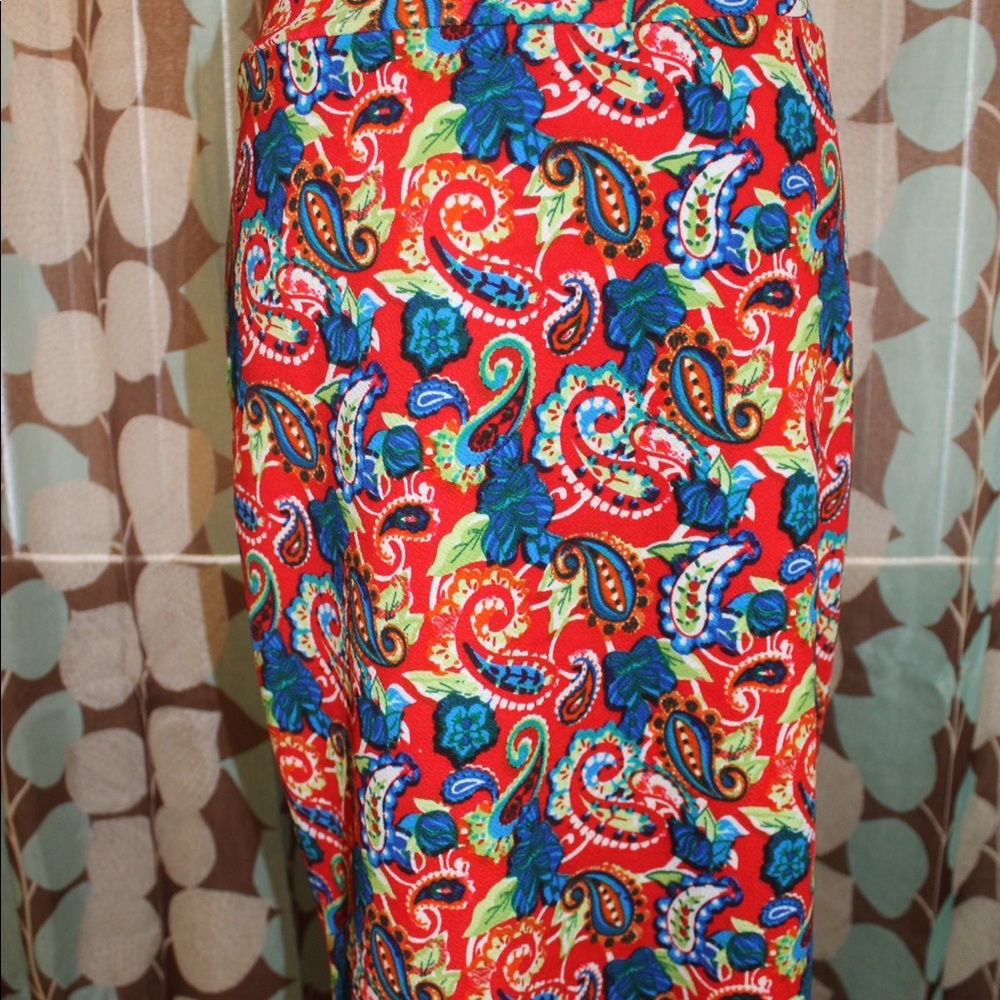 LuLaRoe Cassie pencil skirt
